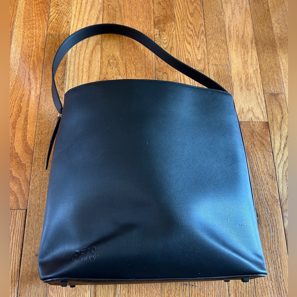 Beis Essential Tote in Black